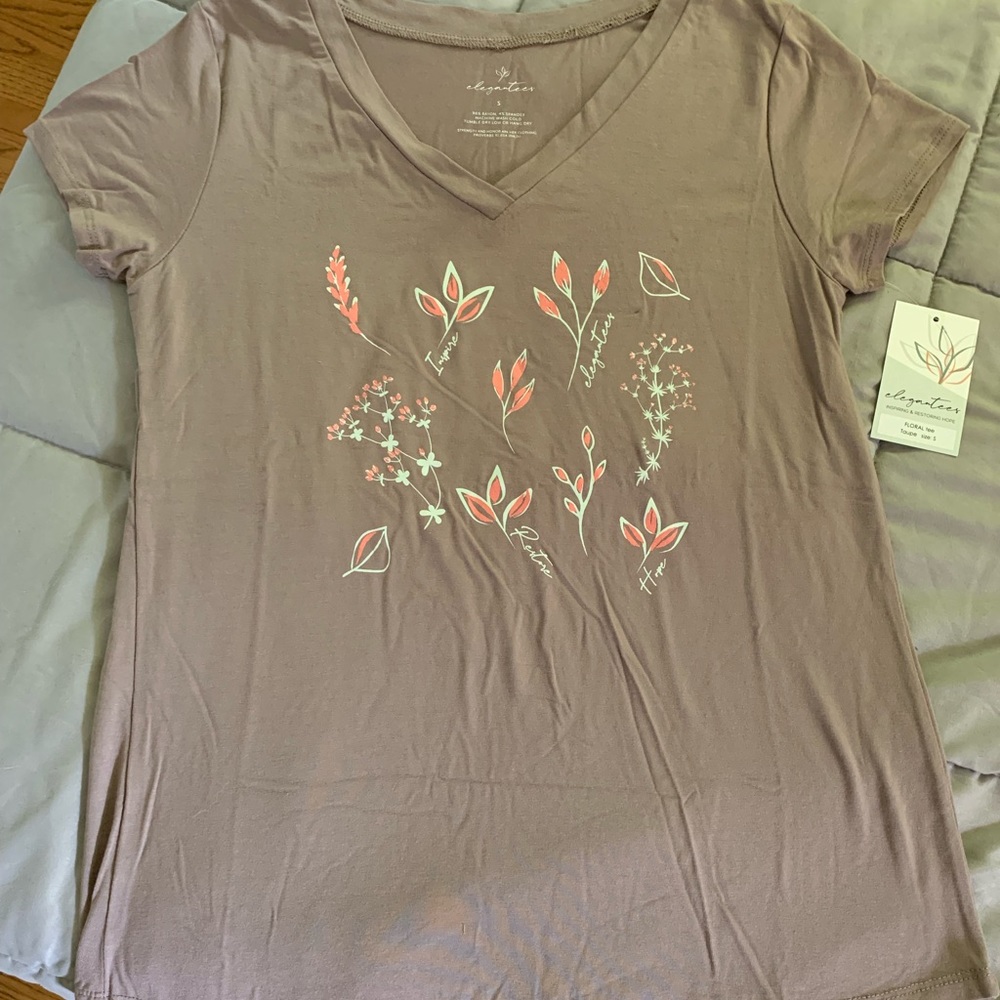 Elegantees Floral V-neck